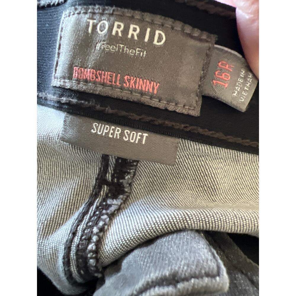 Torrid Bombshell Super Soft Skinny Ankle Jeans In Gray Size 16R - Picture 6 of 8